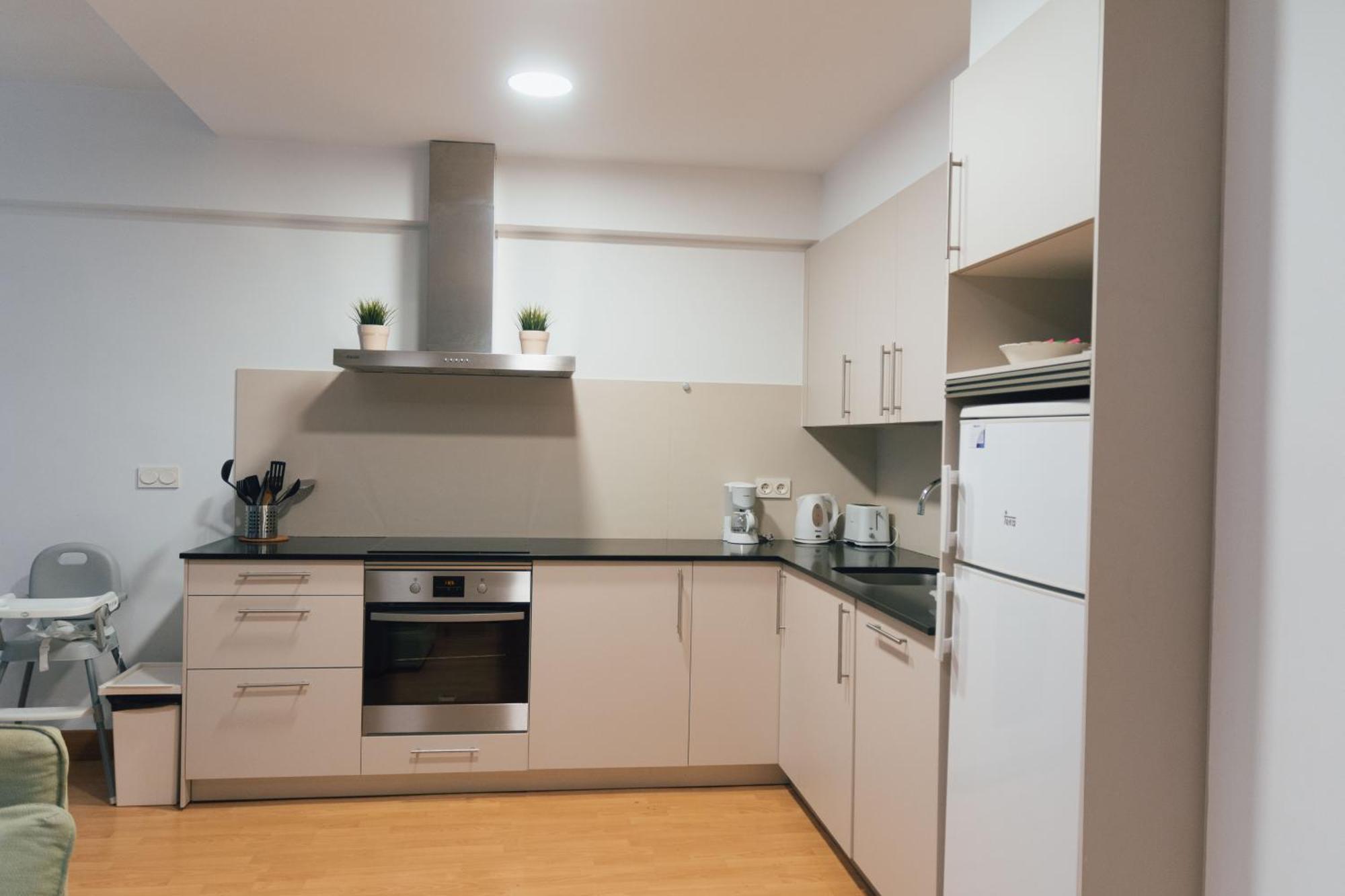 Apartamento Familiar Reformado En Amara, Estadio Anoeta, Donostia-Сан Себастиан Екстериор снимка