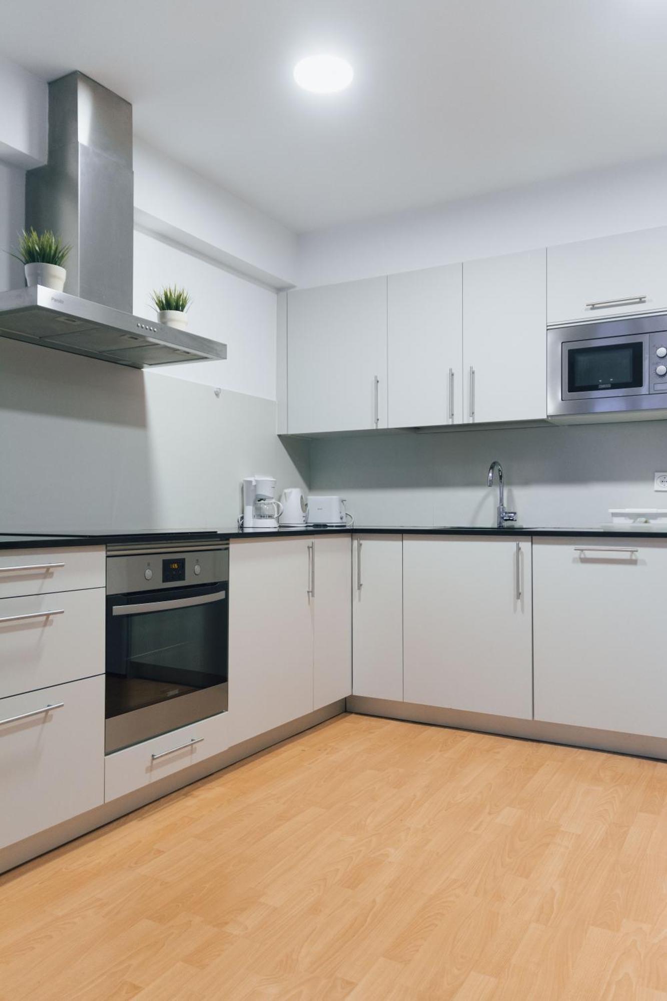 Apartamento Familiar Reformado En Amara, Estadio Anoeta, Donostia-Сан Себастиан Екстериор снимка